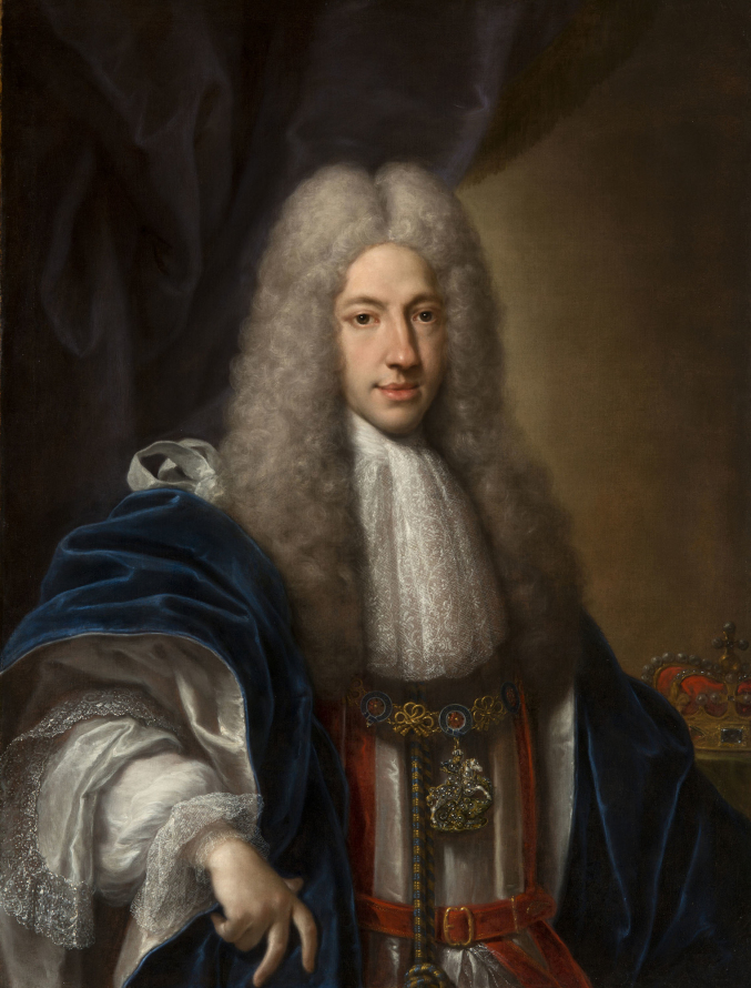 Portret mężczyzny w bogatym stroju z koronkowym żabotem i orderem na piersi, okrytego niebieskim płaszczem i w siwej peruce. W tle kotara i widoczna korona. To Jakub III Stuart, pretendent do tronu Anglii, Szkocji i Irlandii.